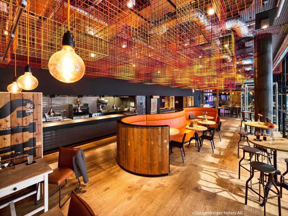 JAZ_Amsterdam_restaurant_interior_
